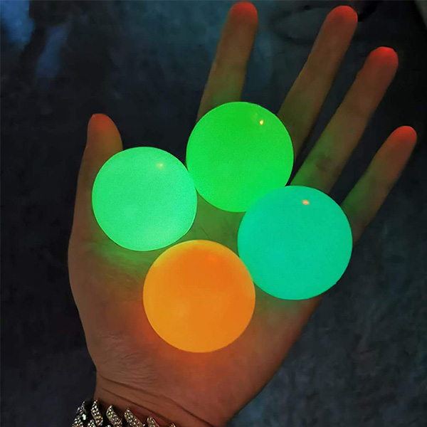 Glow Sticky Wall Balls