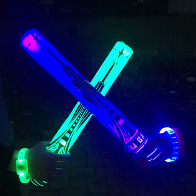 Glow Battle – Glow in the Dark Sword Game